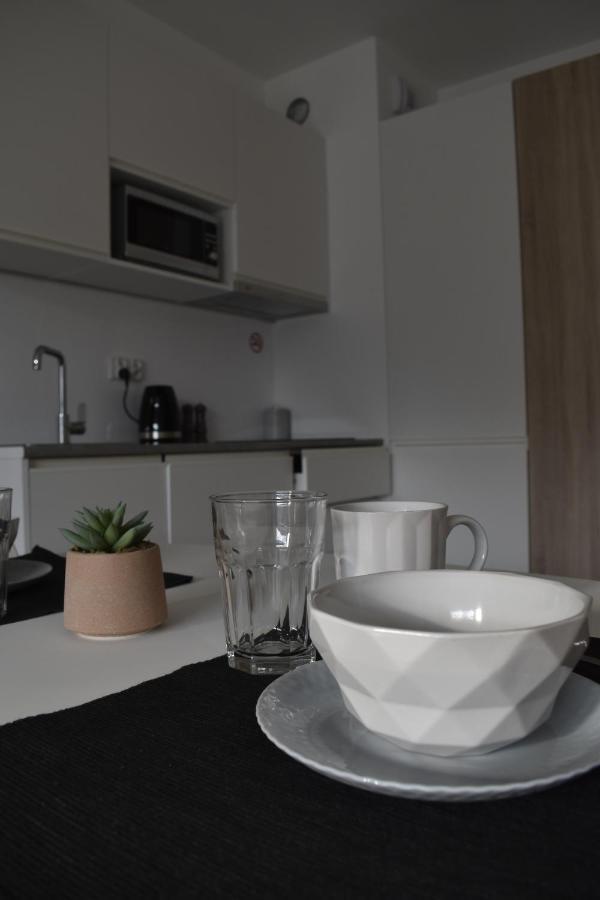 White Apartment Modern Tower Atal グディニャ エクステリア 写真