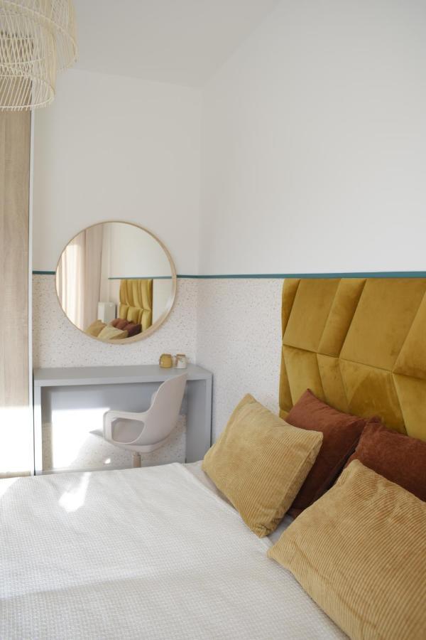 White Apartment Modern Tower Atal グディニャ エクステリア 写真