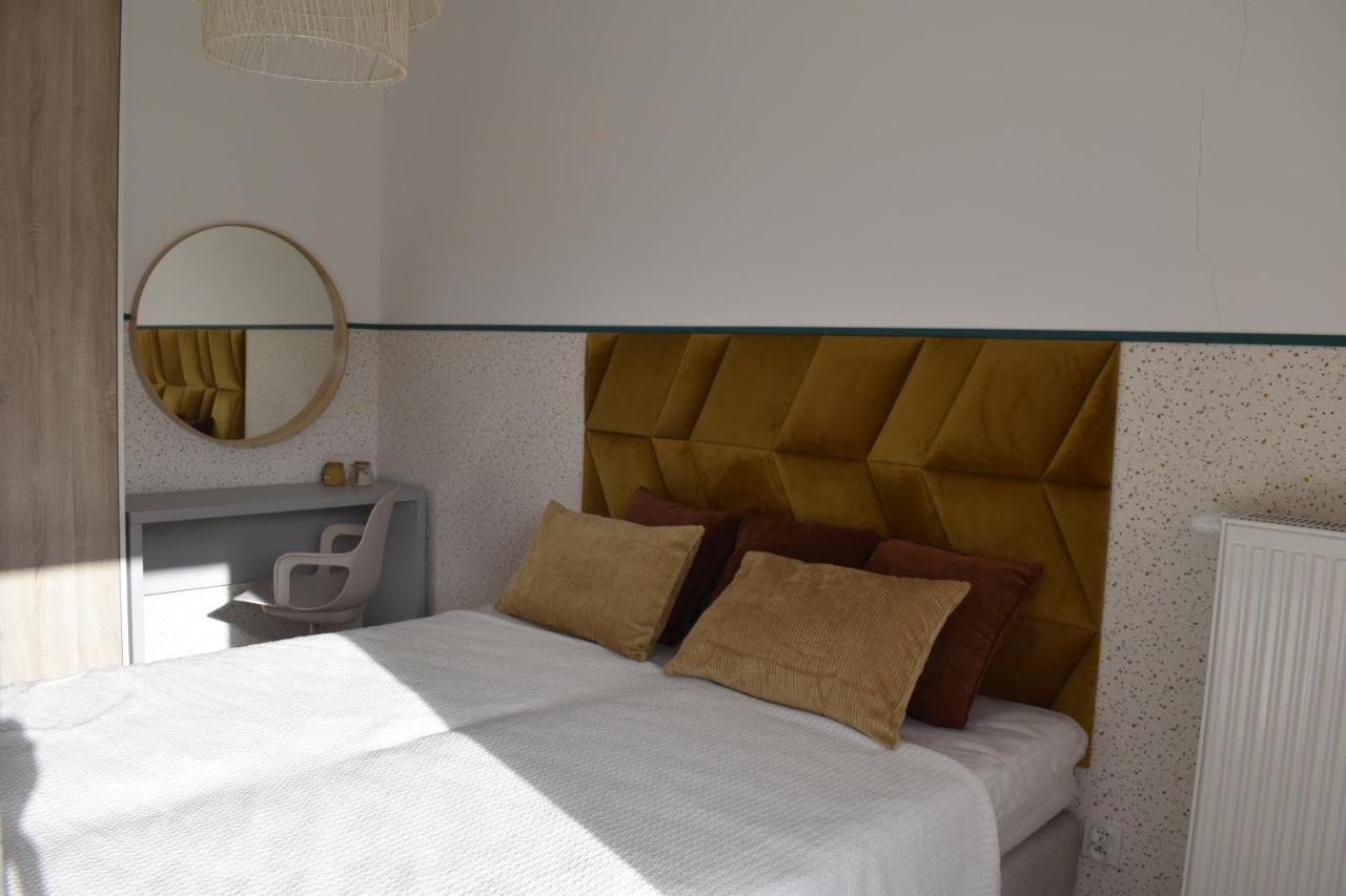 White Apartment Modern Tower Atal グディニャ エクステリア 写真